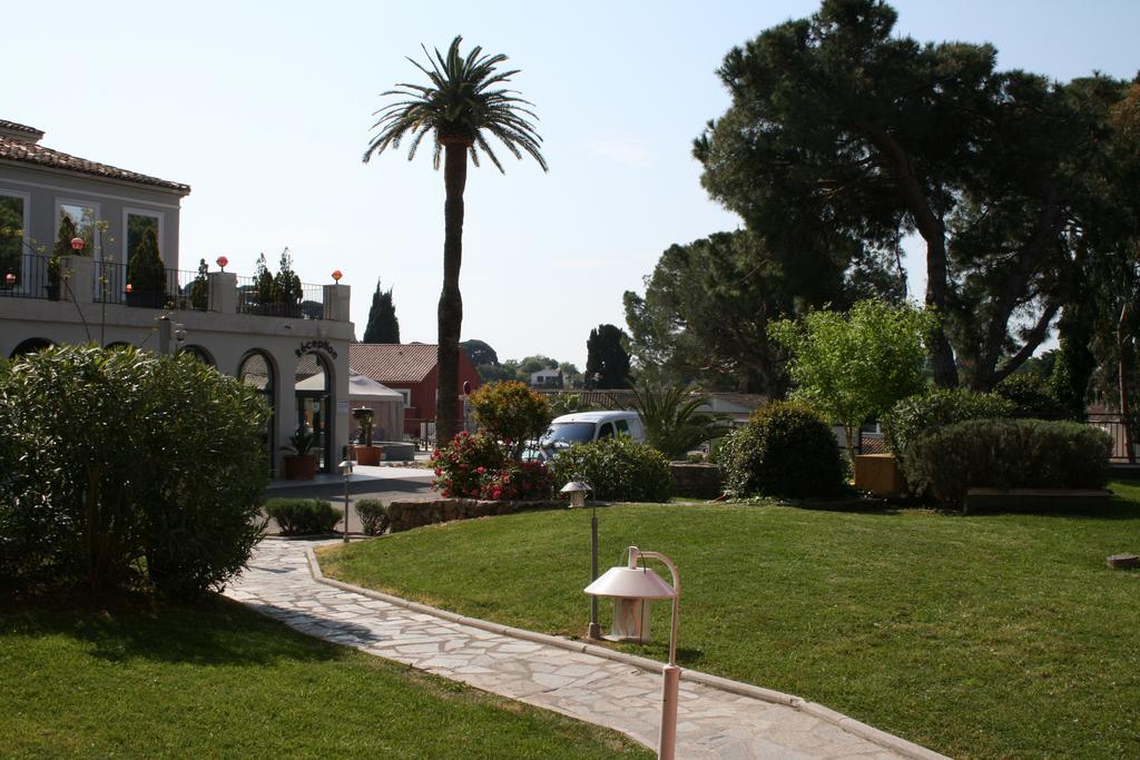 Le Chateau Des Artistes Cannes Exterior foto